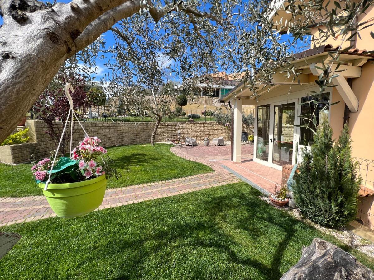 بيسكارا Peperosa In Collina B&B المظهر الخارجي الصورة